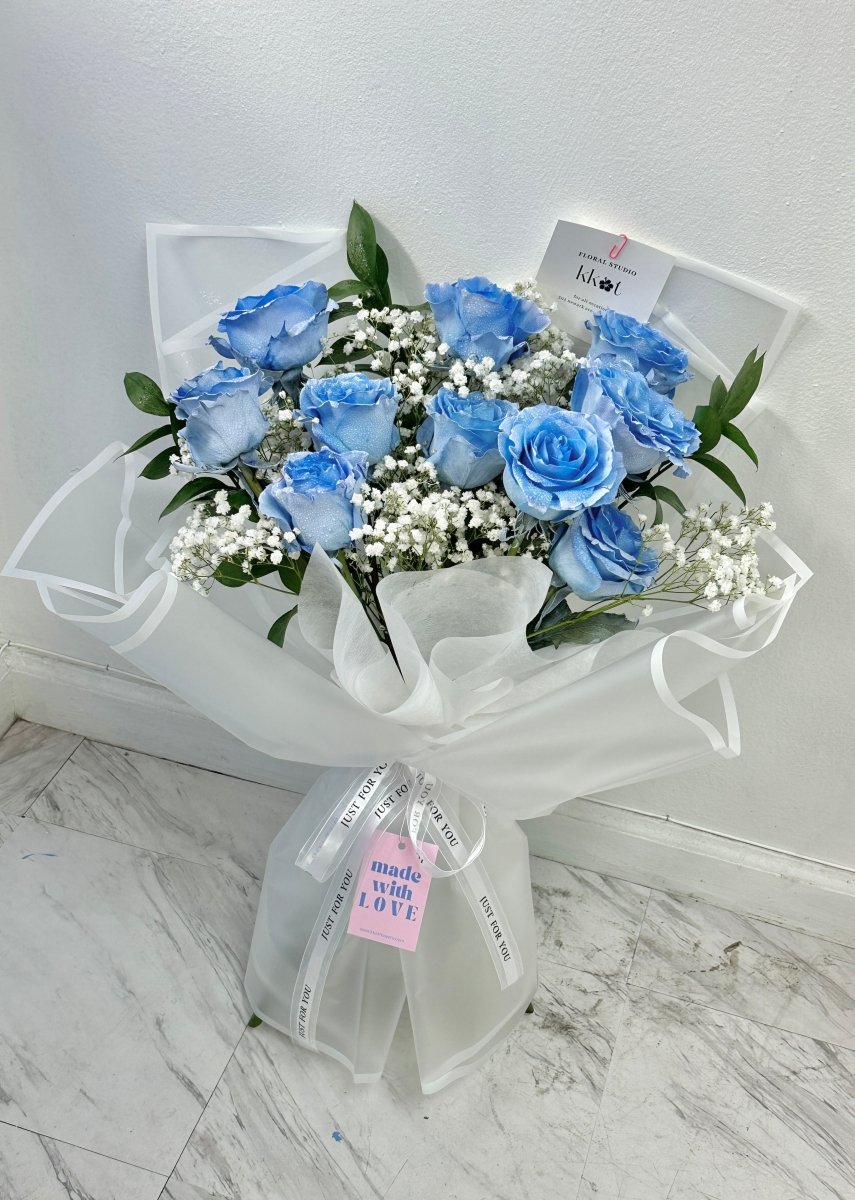 KKOT Signature Blue Rose Bouquet - KKOT Floral Studio | Jersey City Florist & Same - Day Delivery
