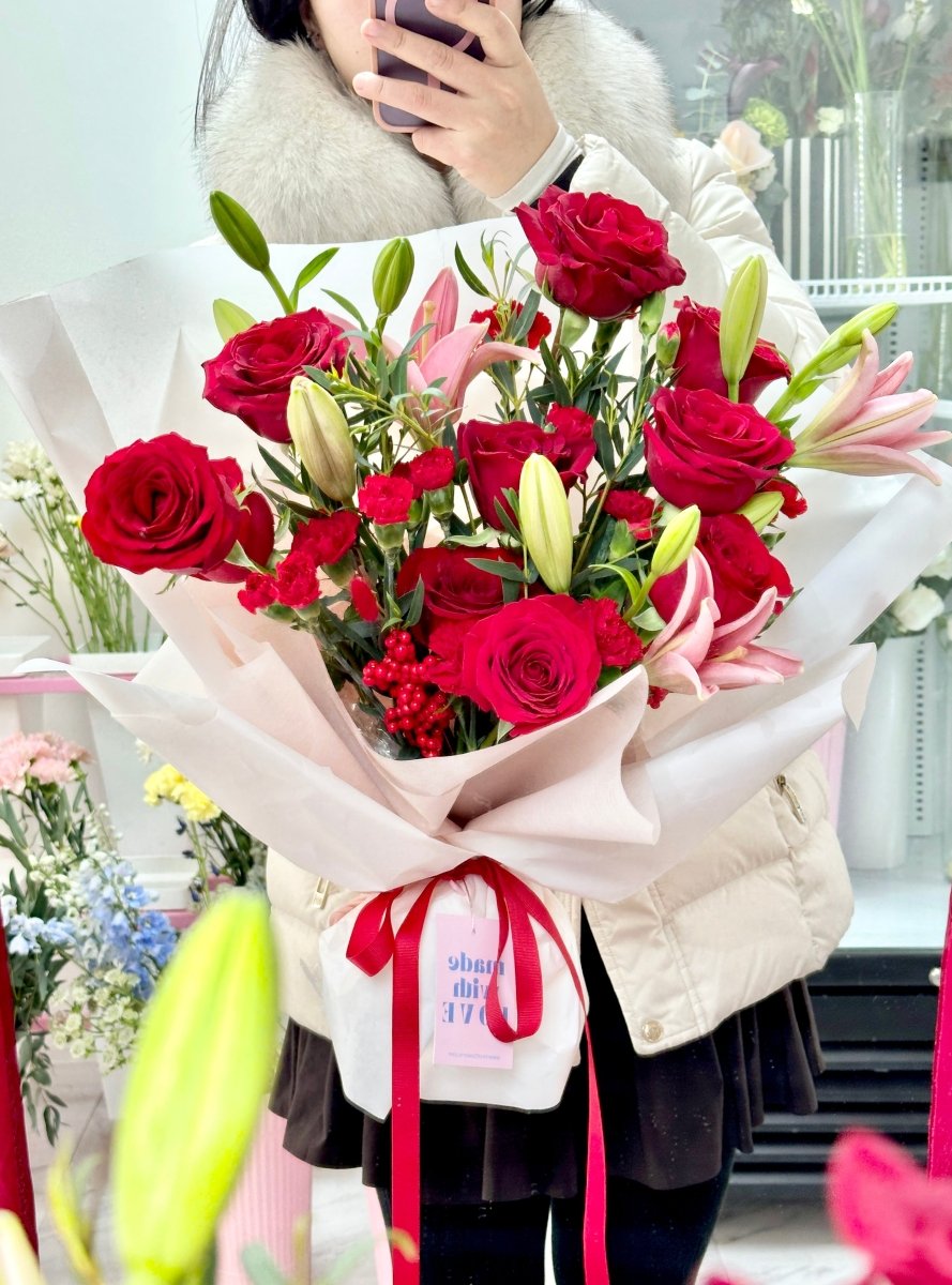 Red Velvet & Blush Bouquet - KKOT Floral Studio | Jersey City Florist & Same - Day Delivery