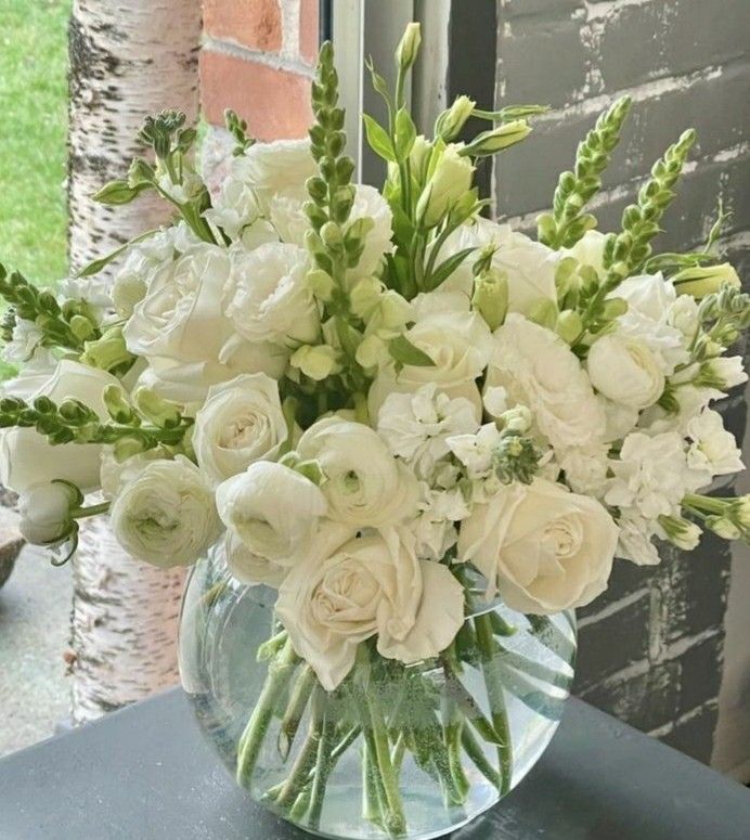 Designer's Choice - White and Green (Vase or Bouquet) - NYC Bouquet Delivery