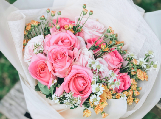 Vase Arrangement - NYC Bouquet Delivery – KKOT Floral Studio