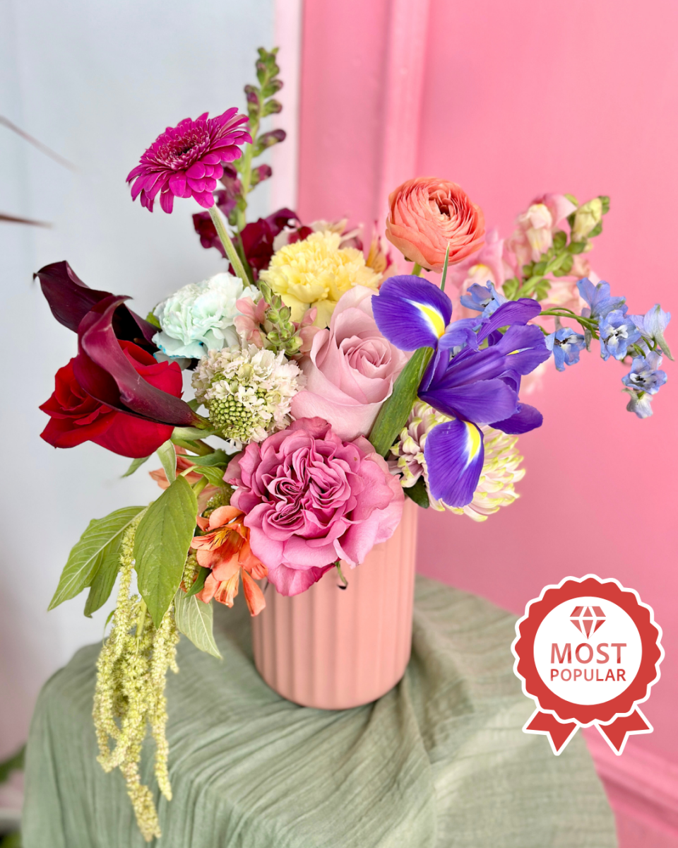 Best Seller – Valentine’s Day Designer’s Choice (Included Vase) - KKOT Floral Studio | Jersey City Florist & Same - Day Delivery
