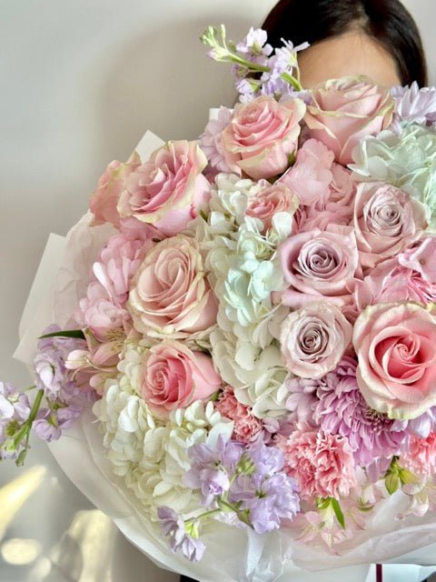 NYC Grand Pink & White Bouquet - NYC Bouquet Delivery